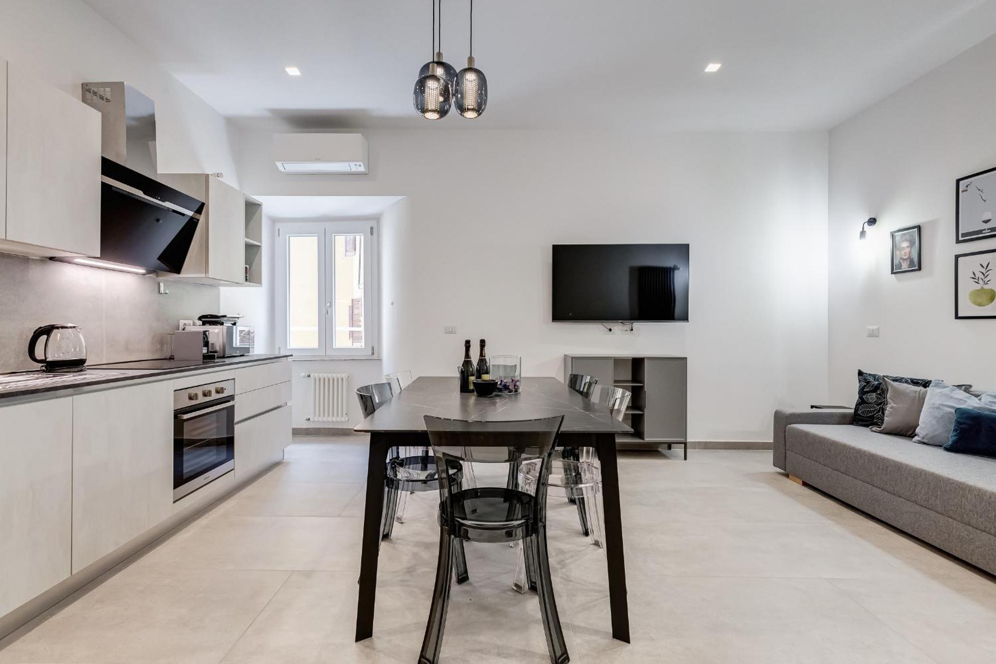 Apartment Bdc - Empire, Noble 3-bdr Rom